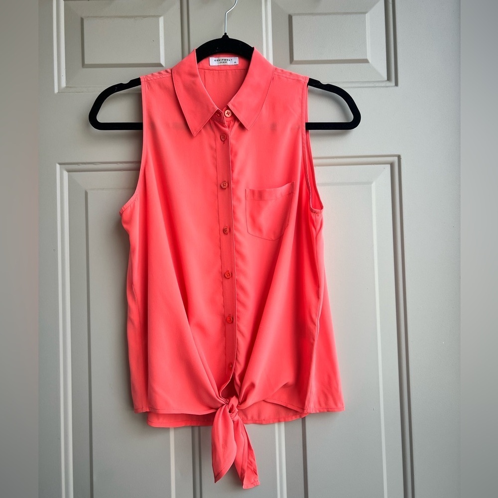 EQUIPMENT FEMME XS 100% Silk Sleeveless Button-Down Blouse Coral Lightweight